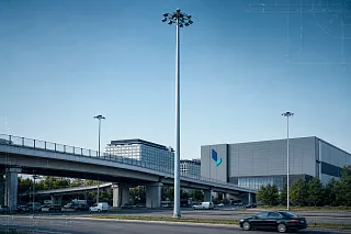 Мачта освещения МГФ: где применяется, виды (МГФ-М, МГФ-СР, МГФ-СР-М) и как подобрать под объект